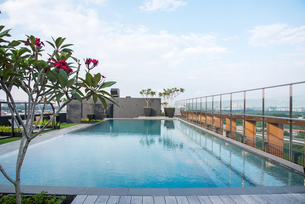 Mtree Hotel Puchong Exterior foto